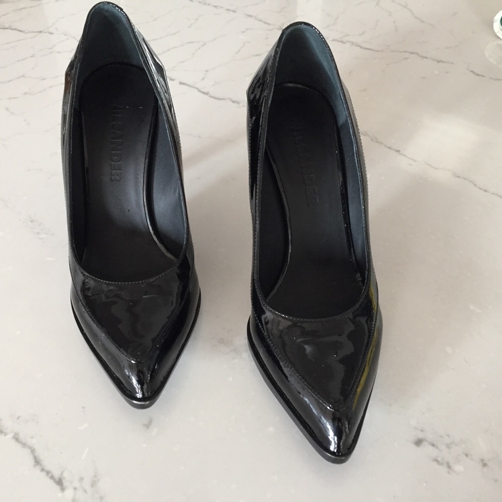 Jil Sander Black Patent Leather Pointed-Toe Heels